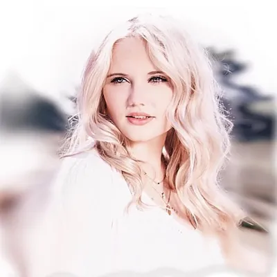 Laura Van Den Elzen profile