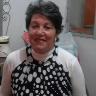 Laura Vieira profile