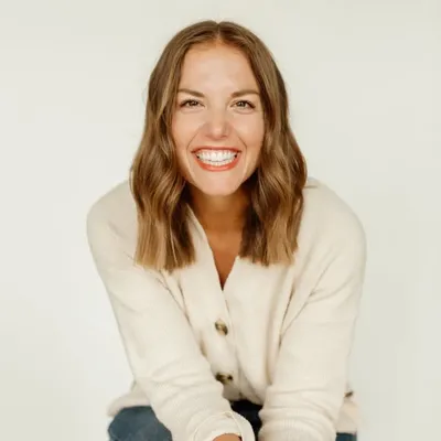 Laura Wifler | Author / Poet profile