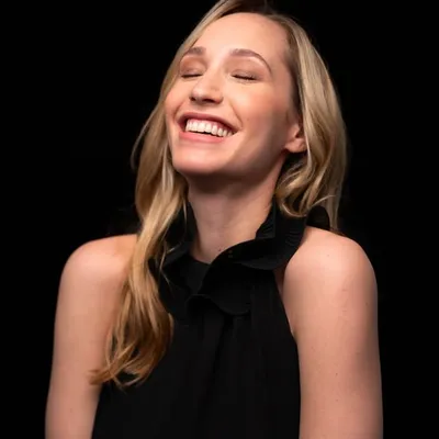 Laura profile