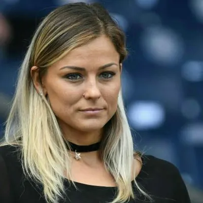 fan de Laure bouleau profile