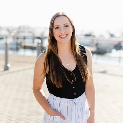 Laurelyn Savannah Photography Team profile