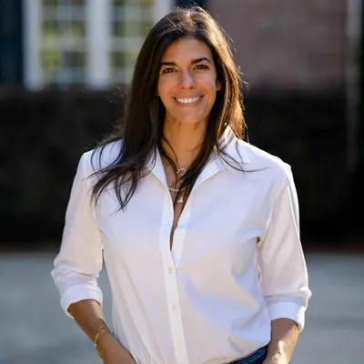LAUREN SCHWAIGER-SIDDONS profile