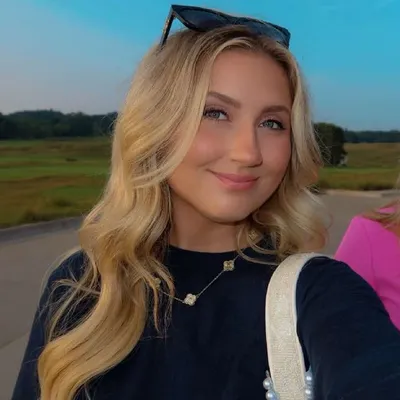 lauren trythall profile