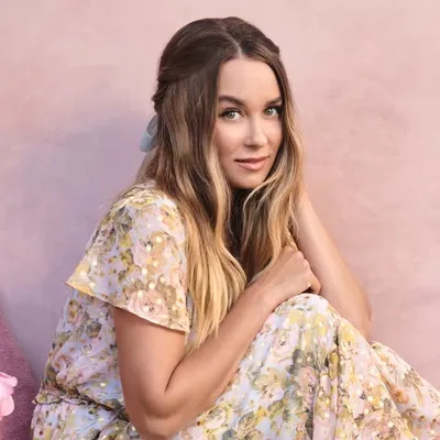 Lauren Conrad Co. profile