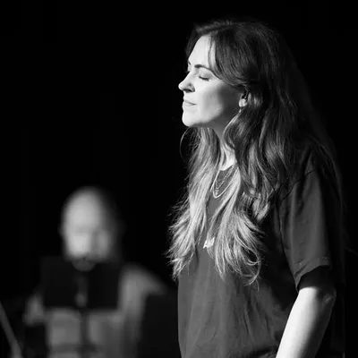 Lauren Lindsey/Owner/Creator profile