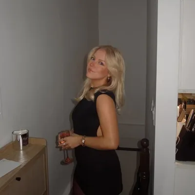 Lauren profile