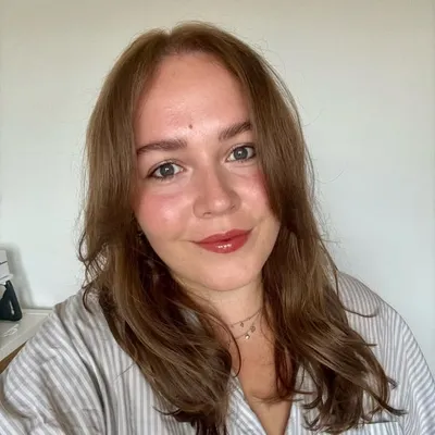 Lauren 🪩 profile
