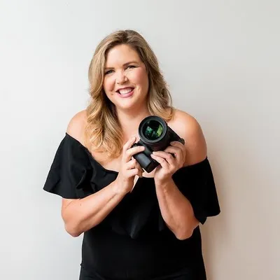 Lauren Lear Maine Food Photographer profile