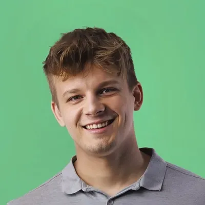 Laurenz Staindl profile
