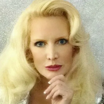 laurettamylove profile