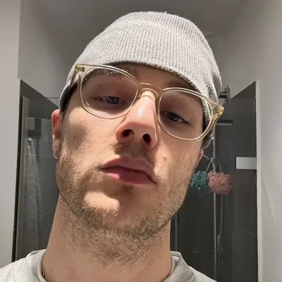 Laurids profile
