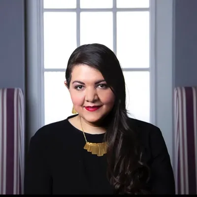 Laura Santander profile