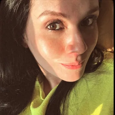 Laura M. profile