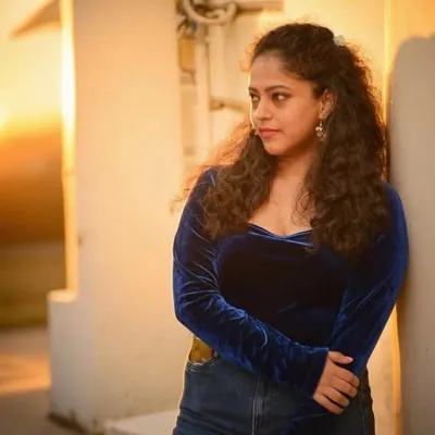 Kavita Lavangare profile