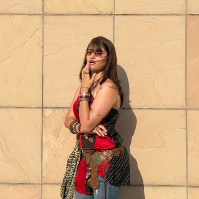 lavanya budhiraja 🪩 profile