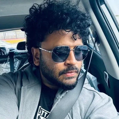 Vinay Lawrence Saldanha profile
