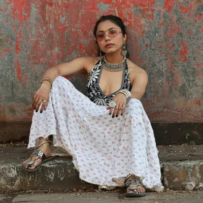 Laxmi B Tiwarii profile