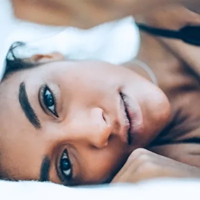 YASMIN LAYONIA profile