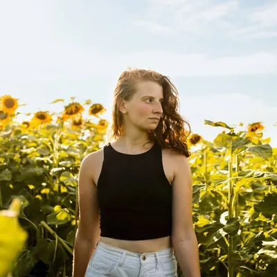 Hudson Valley Wedding Photographer | Little But Fierce profile