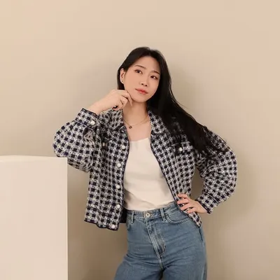 Areum profile