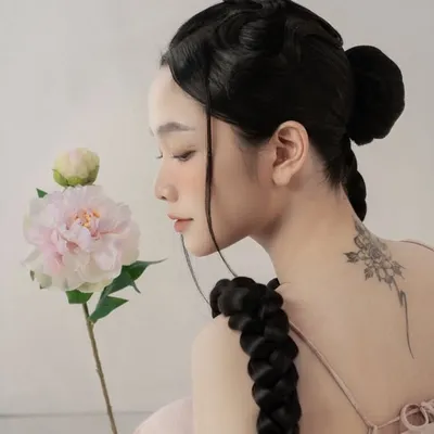 Linhh Chii profile