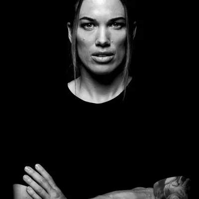 Lara Dickenmann profile