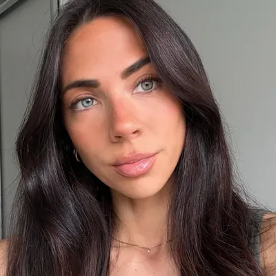 LAURA D profile