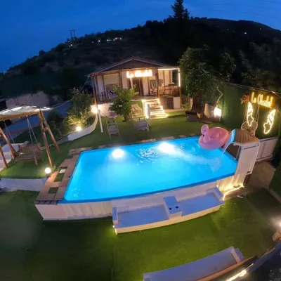 Le Chalet profile