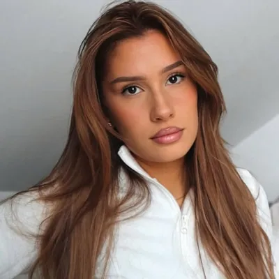 Léa🌸 | UGC Creator & French Model profile