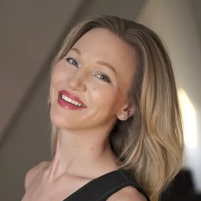 Lea Ernst profile
