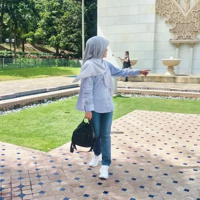 Lea Azleeya 🤍 profile