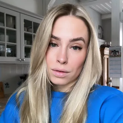 l e a c h a r l y n profile