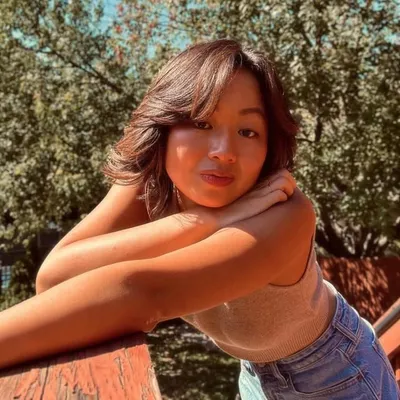 Leah profile