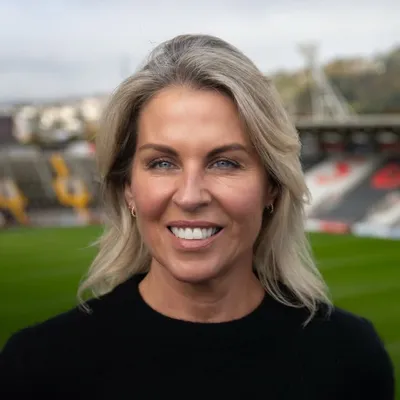 Lesley Giltinan profile