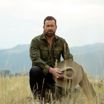 Lee Brice profile