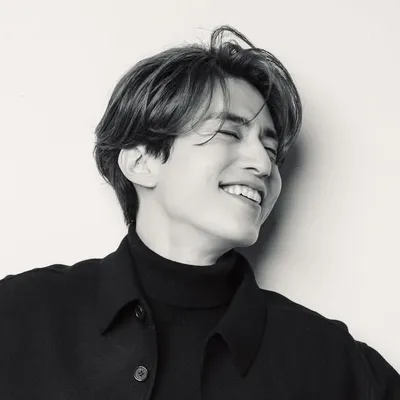 이동욱 (Official_Instagram) profile