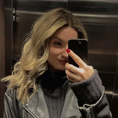 Leen Degerickx | Make-up Artist profile
