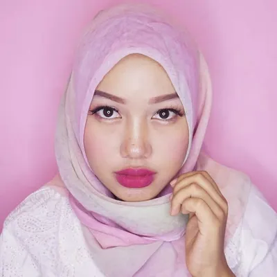 Beauty Blogger Sejak 2012 profile
