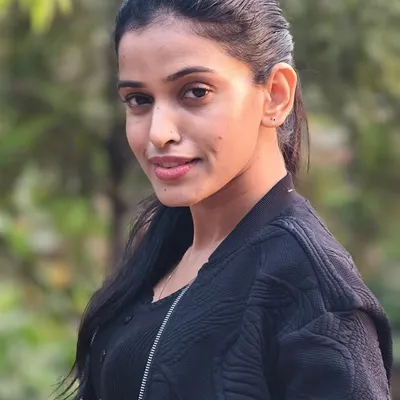 Leeza Khan profile