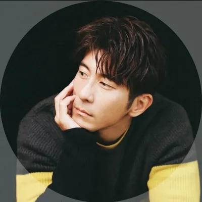 Hsiu 〜修杰楷. Lefthere profile