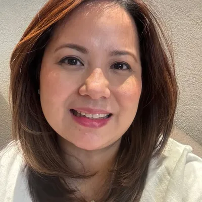 Lei Alviz profile