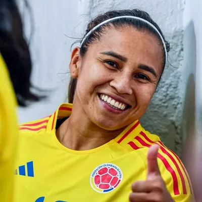 Leicy Santos profile