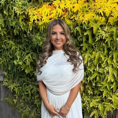 Leila Thomas profile