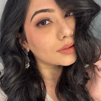 लेखा चाफेकर profile