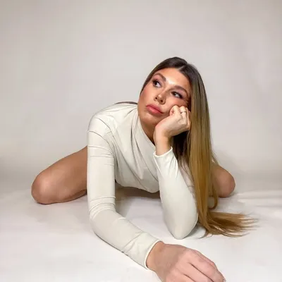 Lela profile