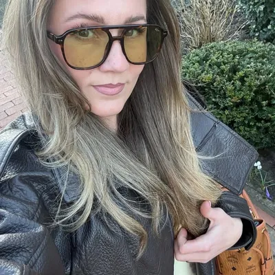 Elena Remmler profile