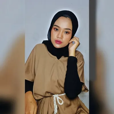 Lena Fa profile