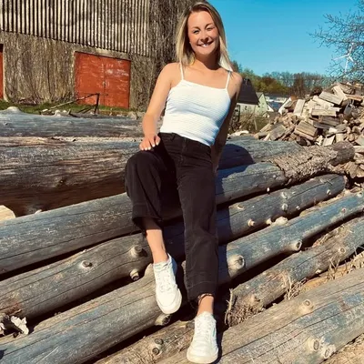 แฆ ๐ป๐๐๐ แฆ profile