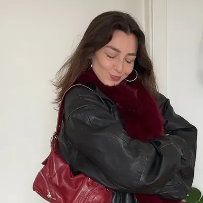 leni 🫧 profile